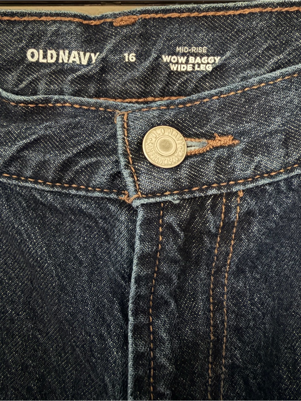 Old Navy Mid-Rise Wow Baggy Wide Leg Jeans in Dark Blue Denim - Picture 5 of 6
